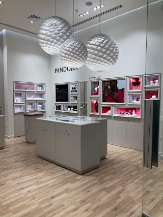 PANDORA, CH City Center