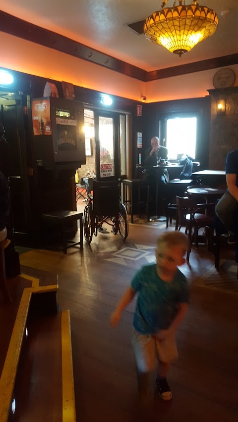 Lonergans Pub