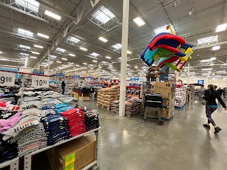 Sam's Club