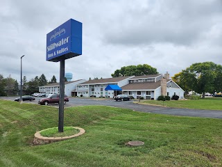 Stillwater Inn & Suites