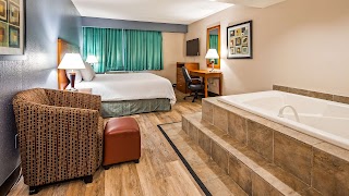 SureStay Plus Hotel by Best Western St. Louis Airport