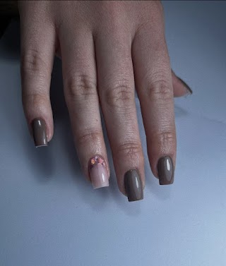 NABYY NAILS & BY ALEX