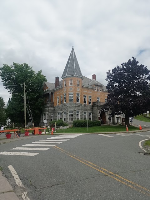 Haskell Free Library and Opera House