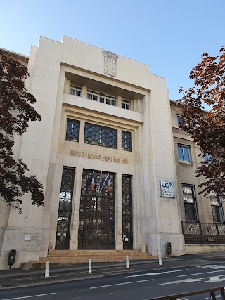 Université Clermont Auvergne