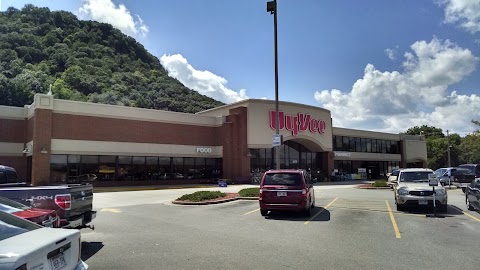 Hy-Vee Grocery Store