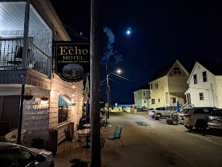 Echo Motel & Oceanfront Cottages