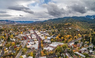 Travel Ashland Oregon