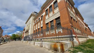 Instituto de Educación Secundaria Jorge Man­ri­que