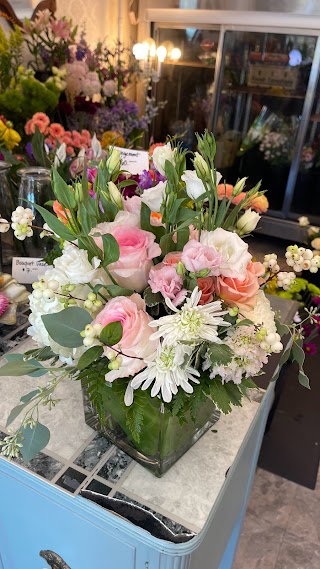 Courtyard Florist