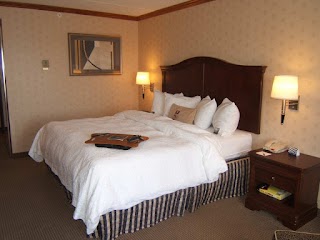 Hampton Inn & Suites Manchester-Bedford