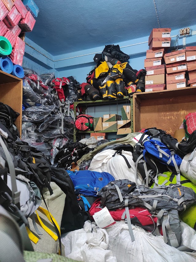 Kalapatthar Trekking Store