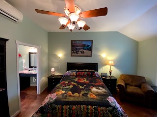 The Roost Cabins and RV at Medina Lake