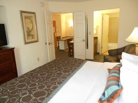 Staybridge Suites Savannah Airport - Pooler, an IHG Hotel