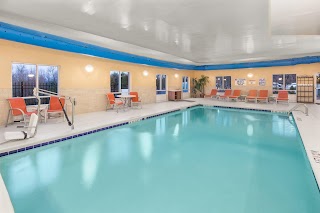 Holiday Inn Express & Suites Greenville-I-85 & Woodruff Rd, an IHG Hotel