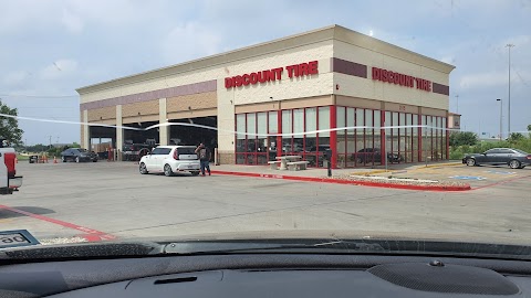 Photo of Discount Tire - 2515 Northeast Bob Bullock Loop, Laredo, TX 78045, USA