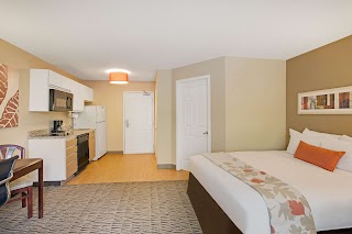 MainStay Suites Raleigh - Cary