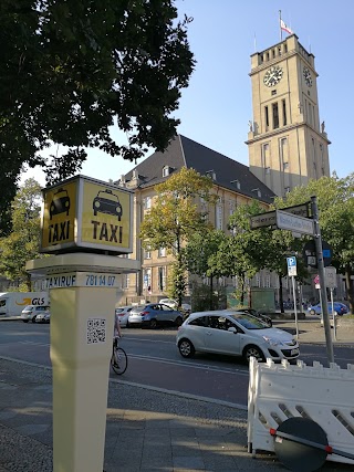 Taxi-Ruf Rathaus Schöneberg