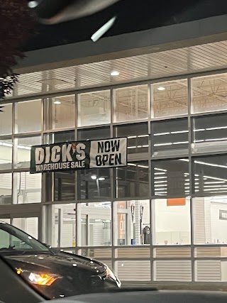 DICK'S Warehouse Sale