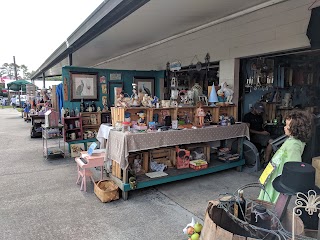 Ramona Flea Market