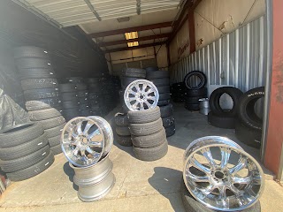 Castillo’s Tire Shop