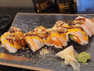 Sushi Hut Grill & Bar