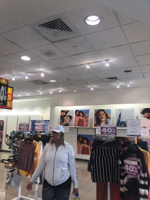 Photo of Charlotte Russe - 2135 Sunrise Mall, Massapequa, NY 11758, USA