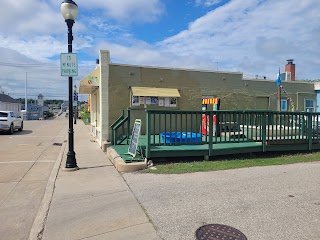 Door County Dog Store/Stove Dog Bakery