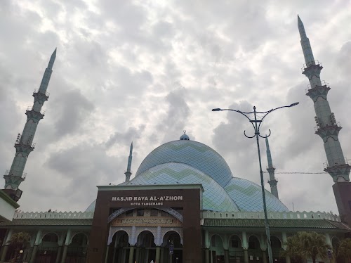 Masjid Raya Al A'zhom Tangerang