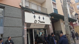 El Teatro