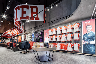 FC Bayern Store Neuhauser Straße