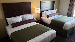 Cobblestone Hotel & Suites - Torrington