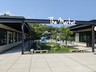 The Market at Pound Ridge Square