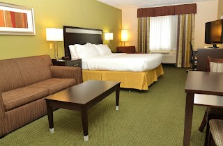 Holiday Inn Express & Suites Monaca - Center Township, an IHG Hotel