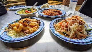 Lotus Garden Chinese & Thai Cuisine