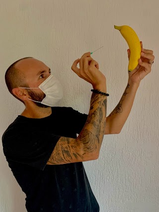 Banana piercing