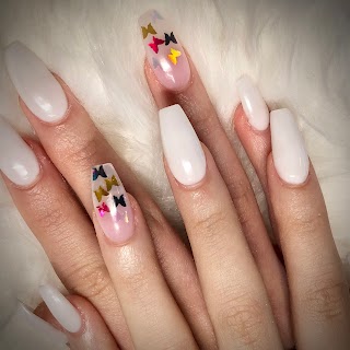 Fiji Nails