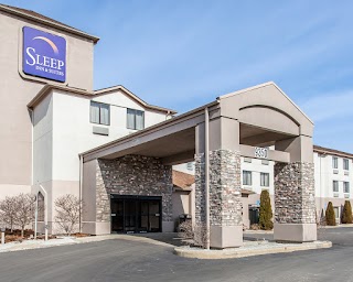 Sleep Inn & Suites Near I-90 and Ashtabula