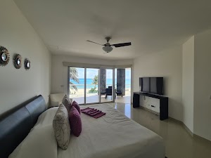 Playa del Carmen Real Estate - Vanessa Rios