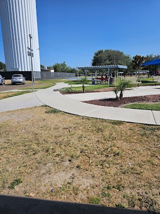 Dr. Gilberto Diaz Park