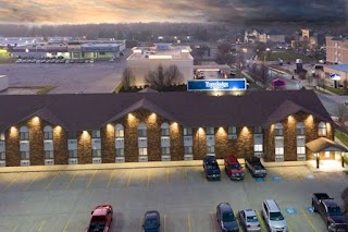 Travelodge by Wyndham Elkhart