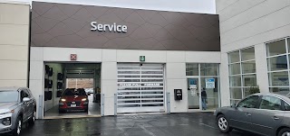 Hyundai Service Department