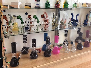 R&D Smoke Shop Vineland - CBD and KRATOM, Pipes And more... All your smoking needs!