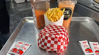 Burgers and burritos on wheels