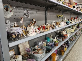 NWA Women's Shelter Thrift Store