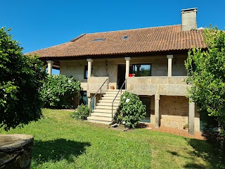 Casa Rural con Piscina en Pontevedra : O Campo