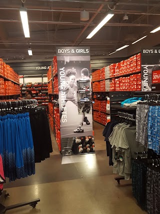 Nike Factory Store - Deer Park