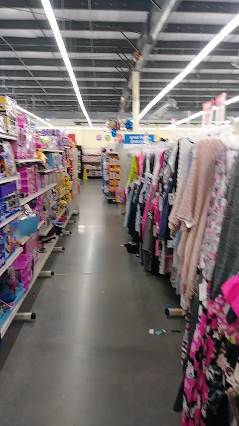 Photo of Family Dollar - 522 West Henderson Street, Marion, NC 28752, USA