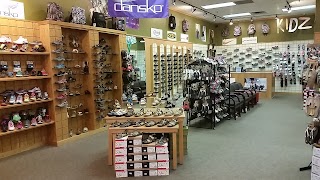 Tradehome Shoes