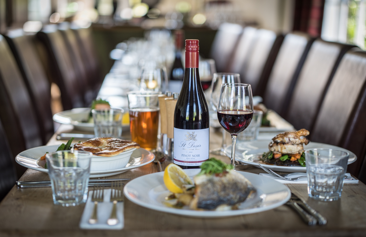 White Swan in 26 Old Palace Ln, Richmond TW9 1PG, UK - Restaurants featuring Dine-In, Reservable, Serves Lunch, Serves Dinner, Serves Beer, Serves Wine, Serves Vegetarian Food, Outdoor Seating, Dog Friendly, Restroom, Good for Groups, Wheelchair Accessible, Vegetarian Food, Desserts, Coffee