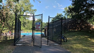 River's Bend Swimming Pool